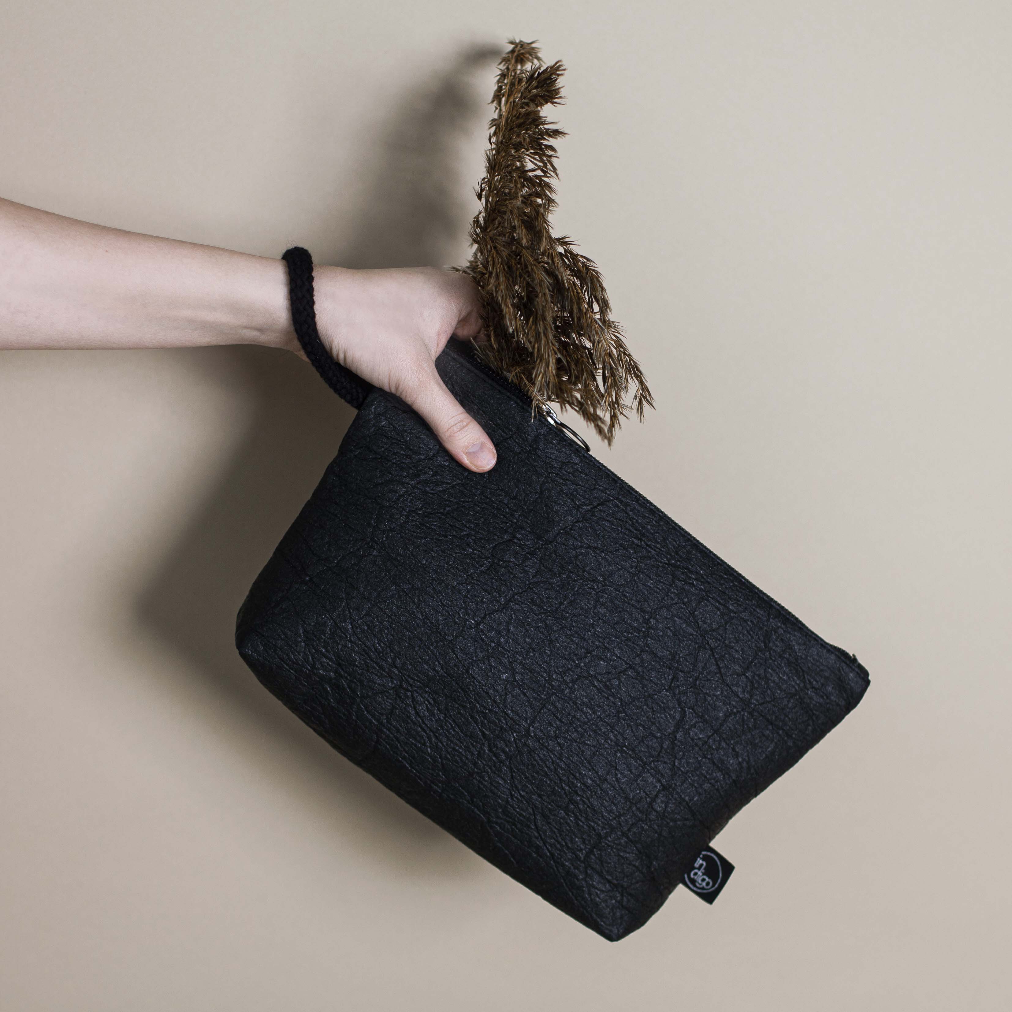 Buy RejollyFurry Purse for Girls Heart Shaped Fluffy Faux Fur Handbag for  Women Soft Small Shoulder Bag Clutch Purse Online at desertcartINDIA